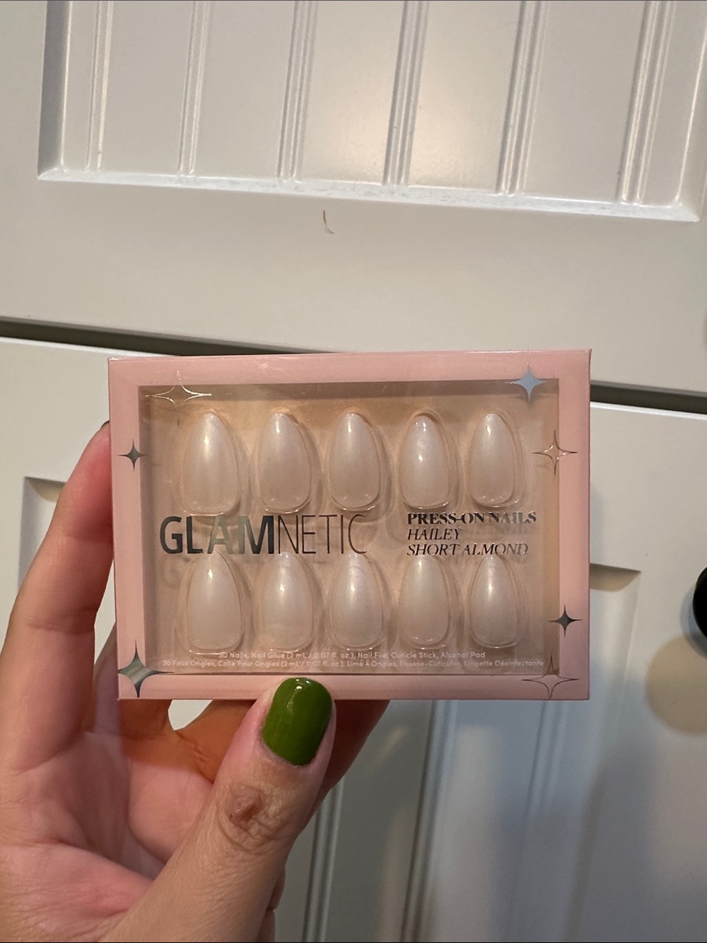 Glamnetic Almond Press-On Nails in Glazed Donut